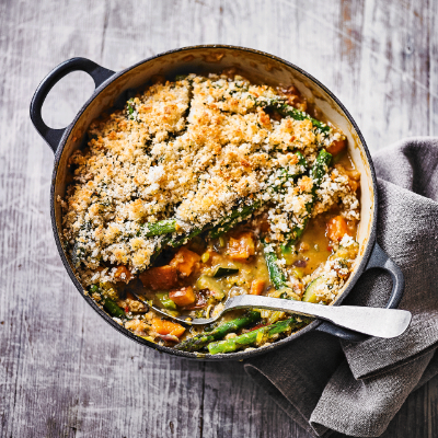 the-happy-pears-spring-vegetable-casserole-with-asparagus-herbed-crust